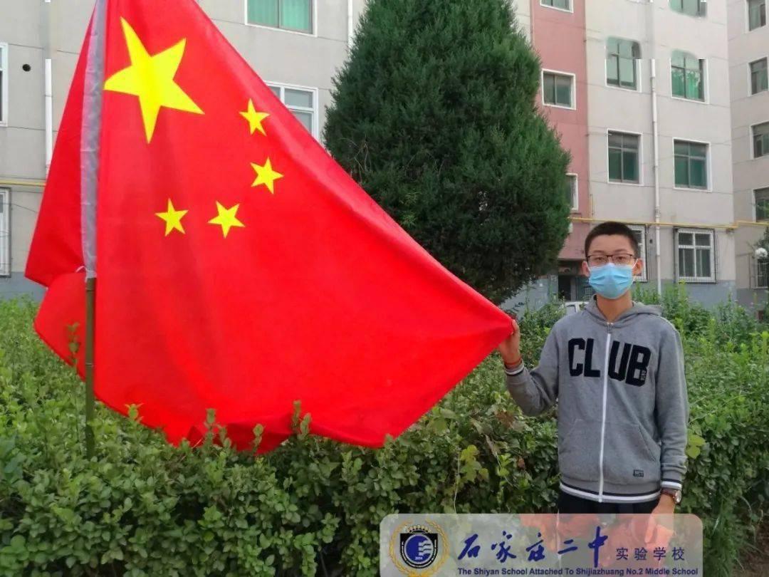 胸里为什么有个硬块块?-有问必答平台
